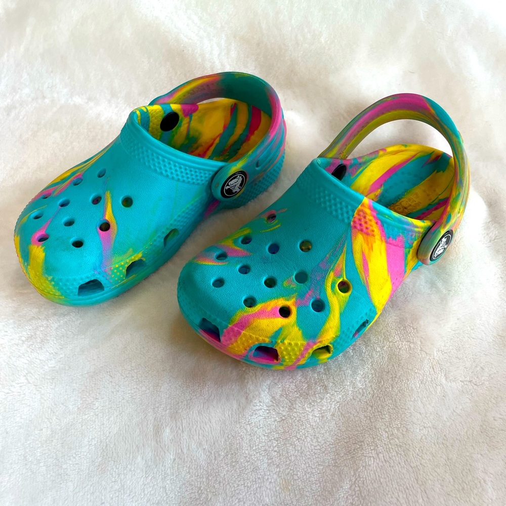 Crocs, little girl, size 8